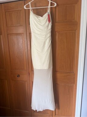 Popilush - Ivory Spaghetti-Strap Maxi Dress with Subtle Sparkle